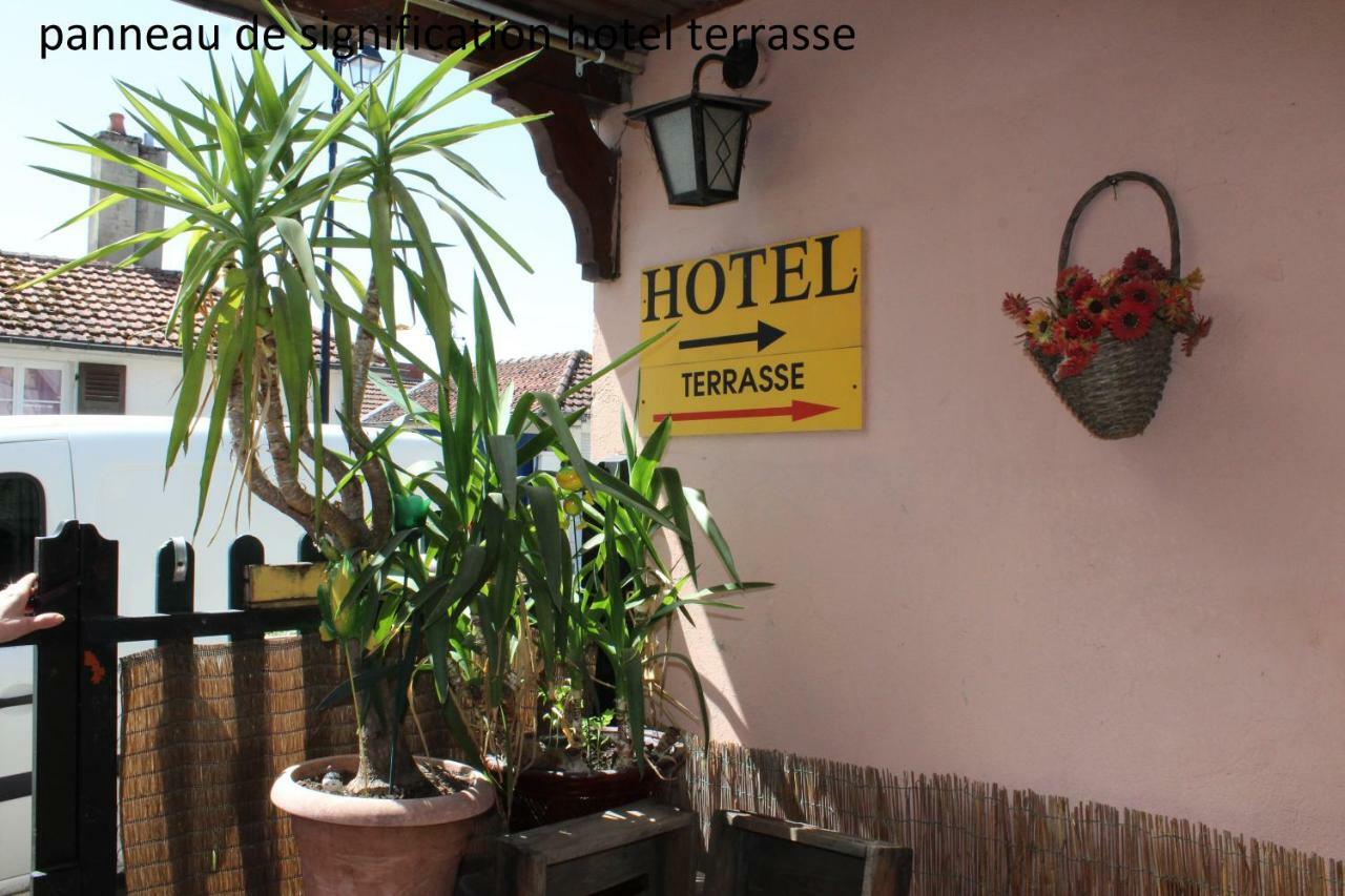 Hotel Le Dervois 代地区蒙蒂耶 外观 照片