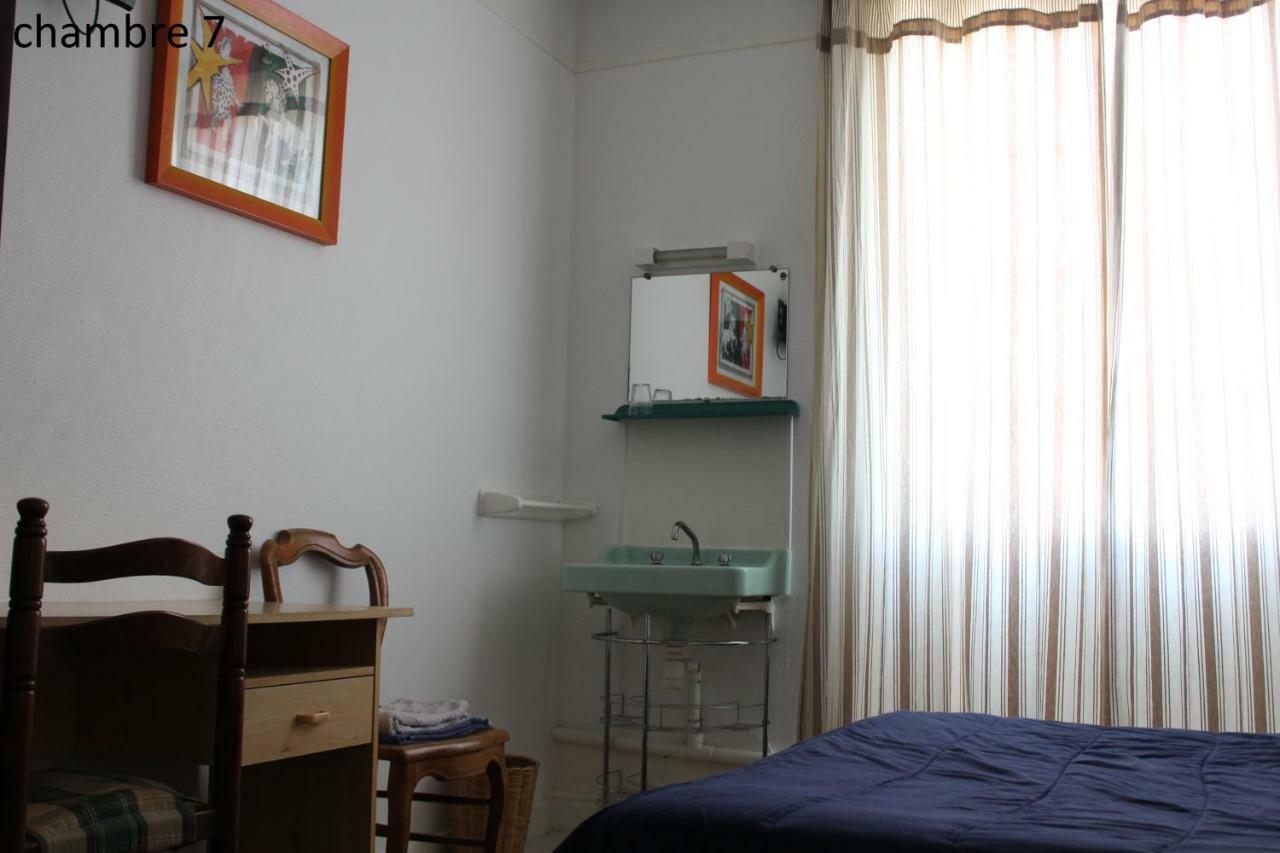 Hotel Le Dervois 代地区蒙蒂耶 外观 照片